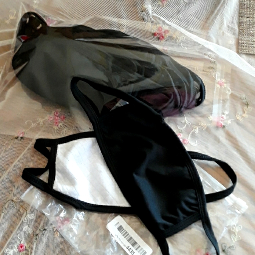 Nwt 15  Face mask bundle